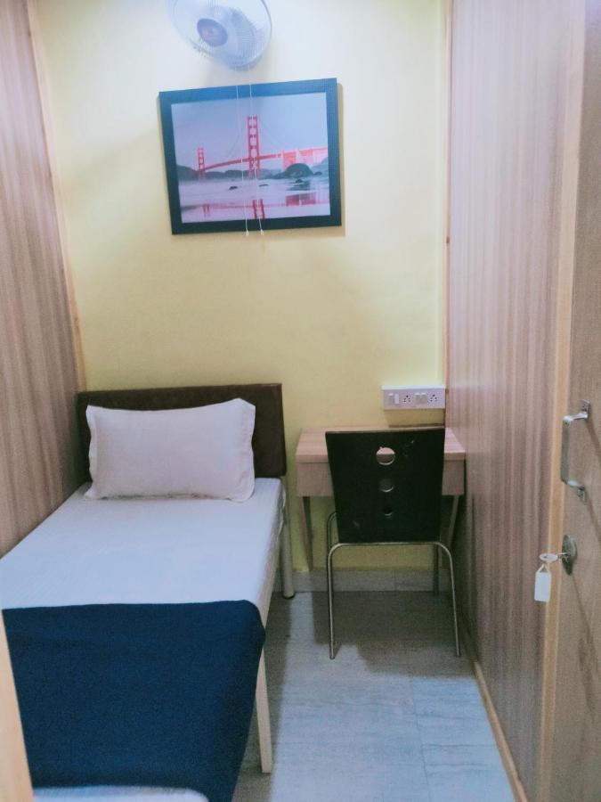 Royal Cabin Stay 뭄바이 외부 사진