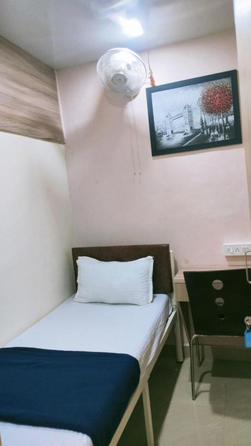 Royal Cabin Stay 뭄바이 외부 사진